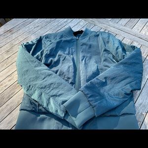 Lululemon nonstop reversible bomber jacket size 6